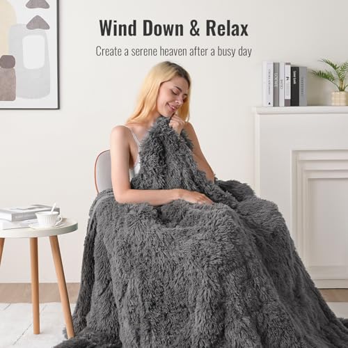 15lbs Queen Size Weighted Blanket - Soft Plush Faux Fur, 60"x80"