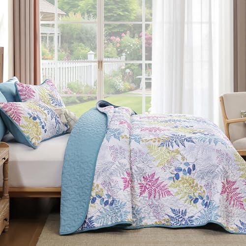 Blue Botanical Leaf Quilt Set King Size, 3-Piece Lightweight Microfiber Coverlet