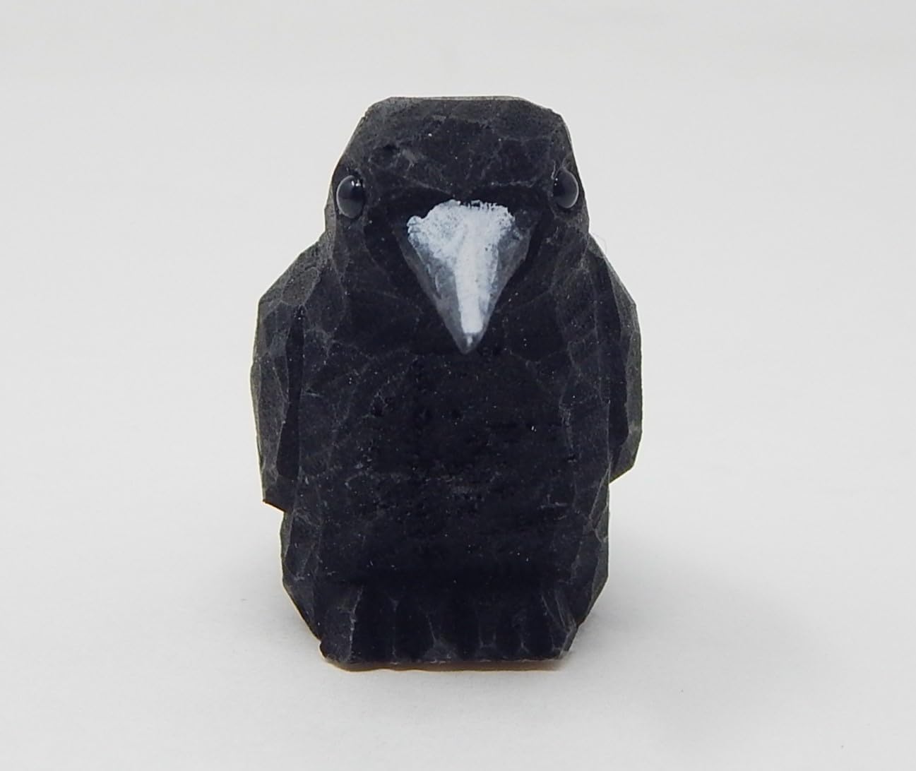 Selsela Hand-Carved Raven Figurine - Black Crow Statue | Gothic Home Decor & Collectible Miniature