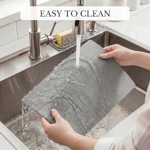 Reversible Faux Leather Placemats Set of 6, Heat Resistant Table Mats