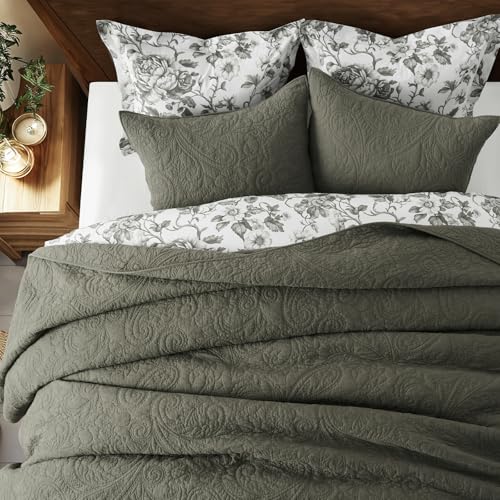 EverGrace 100% Cotton Paisley Quilt Set - King, Olive Green, 3 Pieces