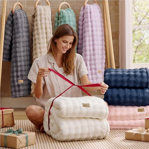 Cozy 3D Fleece Bubble Throw Blanket - Lightweight Blue 50"x60"