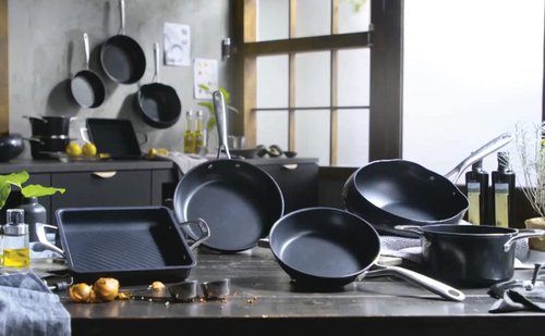 TECHEF - Onyx Collection Nonstick Frying Pan Skillet Set, PFOA-Free, Dishwasher Oven Safe, Stay-Cool Stainless Steel Handle, Induction-Ready, Made in Korea (8-inch and 10-inch)
