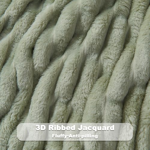 NEWCOSPLAY Sage Green Fleece Ribbed King Blanket 90x110 for Couch