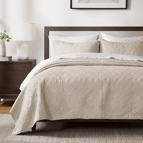 Madison Park Quebec 2-Piece Coverlet Quilt Set - Twin/Twin XL, Cream