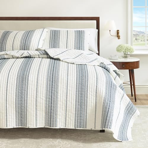Great Bay Home 3-Piece Striped Quilt Set - Full/Queen Farmhouse Bedding