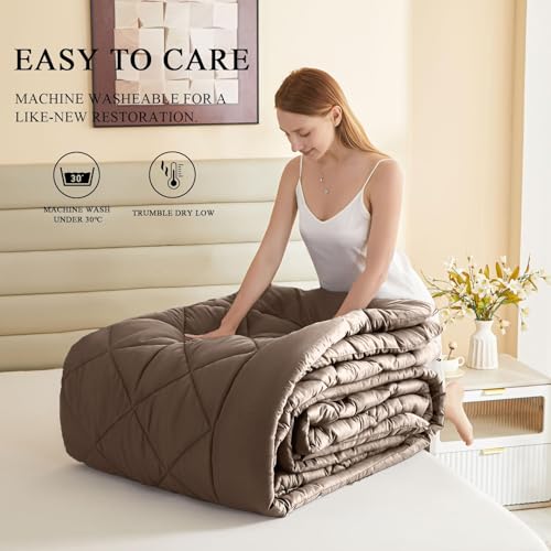 Oversized Alaskan King Comforter 132x120 - Soft Lightweight Duvet
