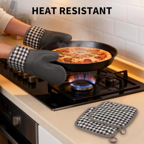 4-Piece Heat-Resistant Silicone Oven Mitt and Pot Holder Set, Grey