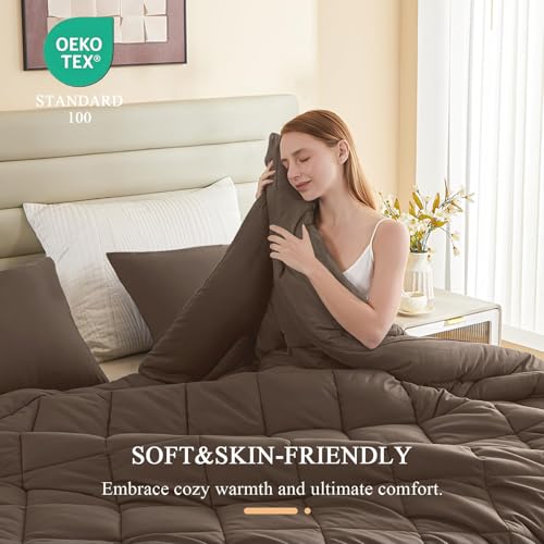 Oversized Alaskan King Comforter 132x120 - Soft Lightweight Duvet