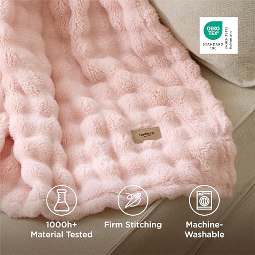 Bedsure 3D Fleece Bubble Throw Blanket for Couch, Soft Light Pink 50"x60"