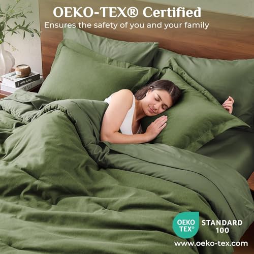 Queen 7-Piece Dark Green Comforter Set with Sheets & Shams