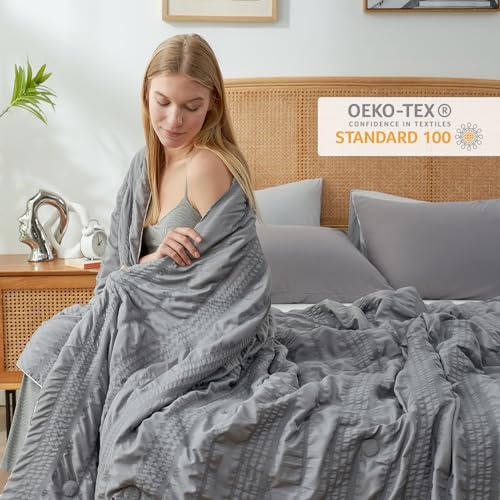 Cozy Bliss Seersucker Cooling Comforter, Reversible Lightweight Summer Quilt