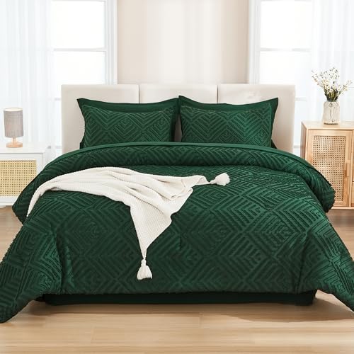 King Size Tufted Comforter Set - 7-Piece Emerald Green Bed in a Bag
