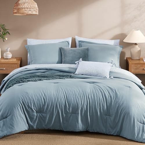 7-Piece Queen Comforter Set - Soft All-Season Bed in a Bag Bedding Set