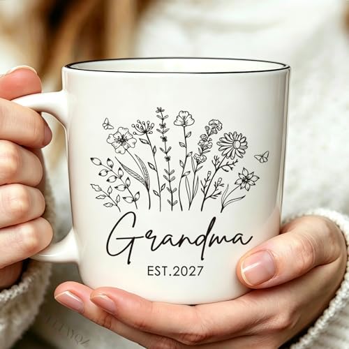 Grandma Pregnancy Announcement Mug Est 2027 Gift for First-Time Grandma - Flower Design