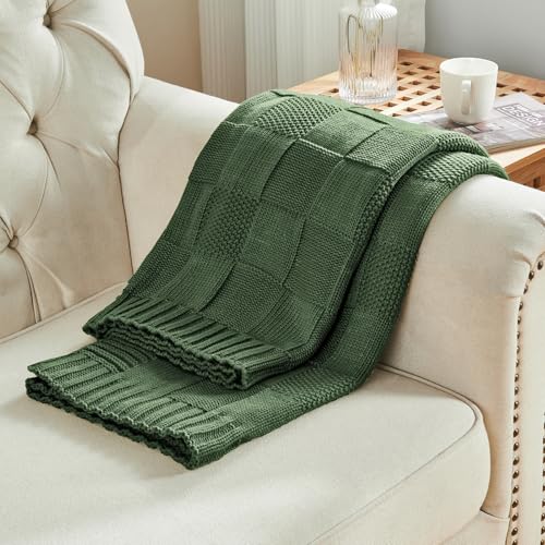 CozeCube Christmas Green Knitted Checkered Throw Blanket 60x80 Inches