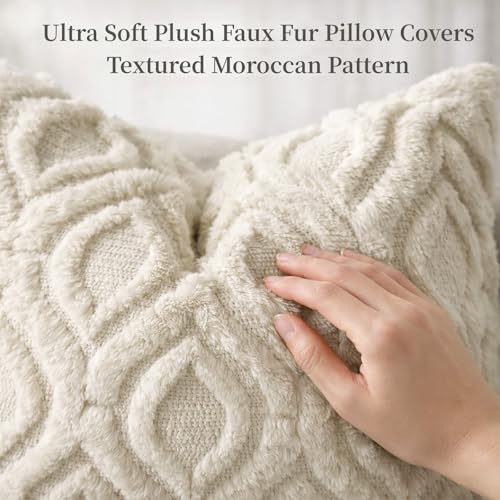 decorUhome Faux Fur Throw Pillow Covers 18x18 Set of 2, Soft Beige Velvet