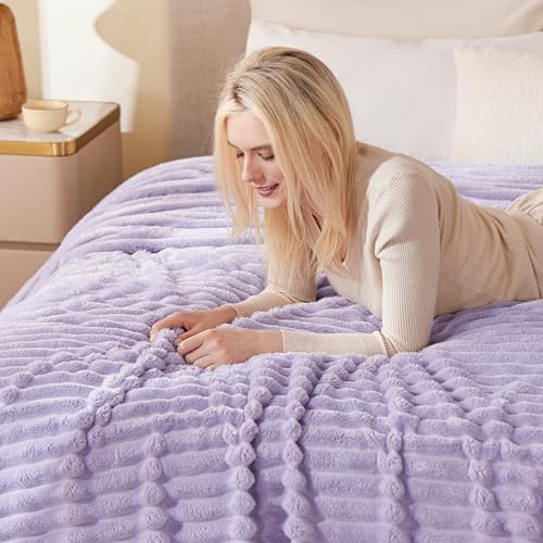 3D Stripe Jacquard Fleece Throw Blanket - Soft Lightweight Flannel 50x60