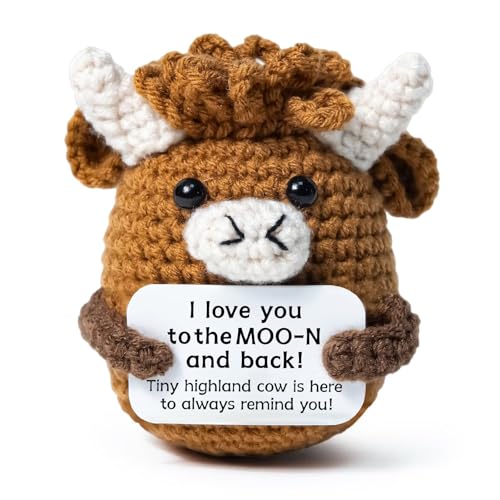 Mini Crochet Highland Cow Plushie Desk Decor with Message Card