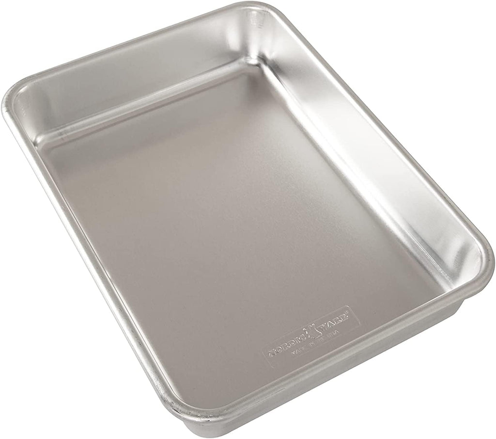 Nordic Ware Aluminum Cake Pan with Lid - Rectangular Baking Dish, 9 x 13 Inches, Silver Finish