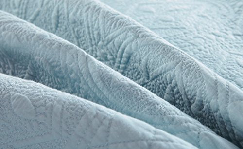 Luxury King Size Light Aqua Cotton Quilt - Breathable All-Season Coverlet