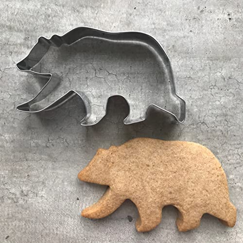 LILIAO Polar Bear Cookie Cutter, 4.6 x 2.6 inches, Food-Grade Stainless Steel
