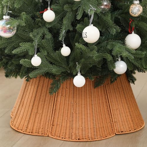 VioraWhite Woven Rattan Christmas Tree Collar - 27.95 Inch Scalloped Edge