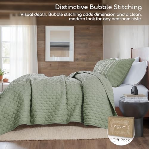 WDCOZY Sage Green Queen Quilt Bedding Set - 3 Piece Lightweight Coverlet