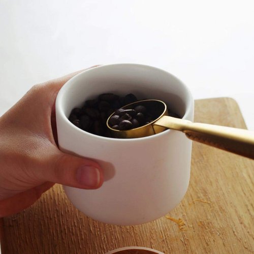 Ceramic Food Storage Jar Canister Modern Design Food Canisters with Airtight Seal Bamboo Lid, Loose Tea Coffee Spice Nuts Snacks Storage Jar Canister (White 7.03oz/200ml)