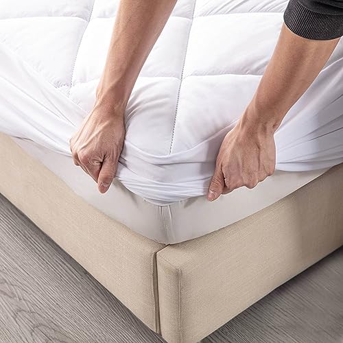 Fluffy Split King Mattress Topper with Quilted Fitted Pad - 2 Twin XL