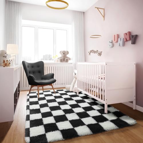 Checkered Area Rug 4x6, Soft Fluffy Shag Carpet for Bedroom and Living Room