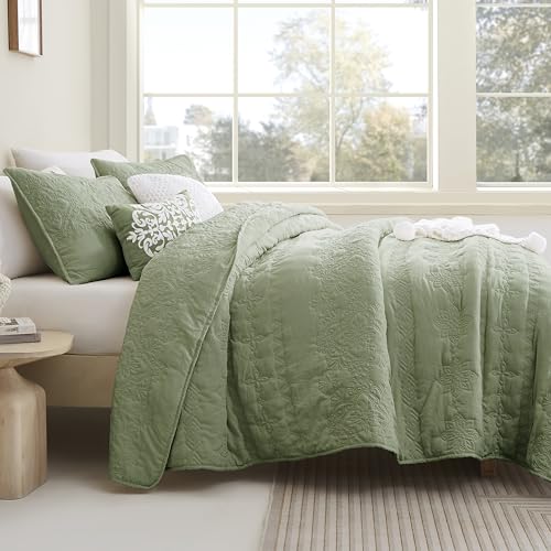 Sage Green Boho Quilt Set Queen Size - 3 Piece Floral Bedspread Coverlet