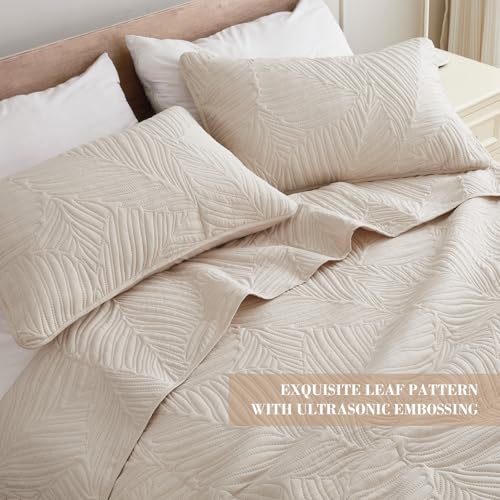 Exclusivo Mezcla 3-Piece King Quilt Bedding Set - Leaf Pattern Microfiber