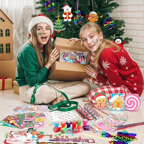BenLouis 24 Gingerbread Christmas Stationery Set Party Favors for Kids