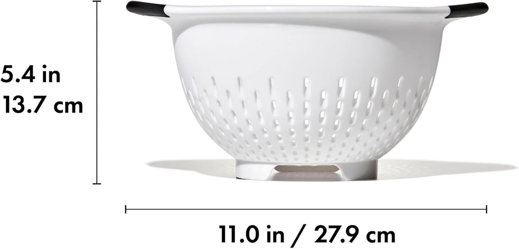 OXO Good Grips Colander - 3 QT Capacity for Effortless Straining | Durable Plastic Design