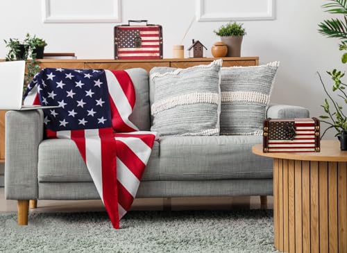 Small Wooden Treasure Box with American Flag Design - Vintage Keepsake Box