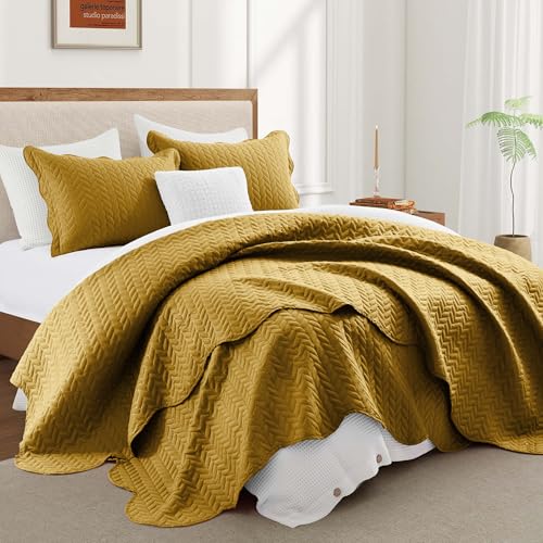 California King Embossed Quilt Bedding Set - 3 Piece Microfiber Coverlet (Ochre)