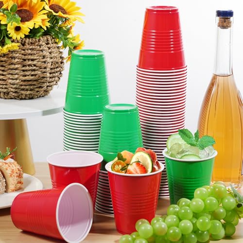 Red and Green Christmas Plastic Cups 12oz - 100 Pack, Disposable Holiday Party Supplies
