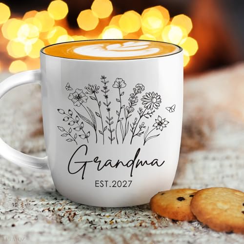 Grandma Pregnancy Announcement Mug Est 2027 Gift for First-Time Grandma - Flower Design