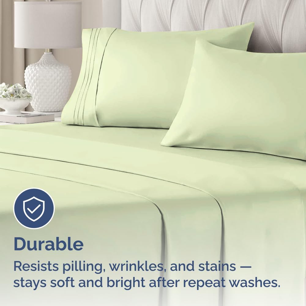 Skiennix Standard Pillow Cases Set of 4 - Soft Hotel Quality Covers - Machine Washable Light Sage Green