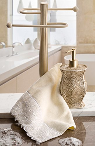 100% Cotton Fingertip Towels - 11x18 Inch Decorative Lace Trim Set of 4