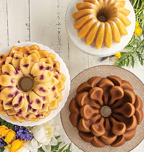 Nordic Ware Magnolia Bundt, 10 Cup, Toffee