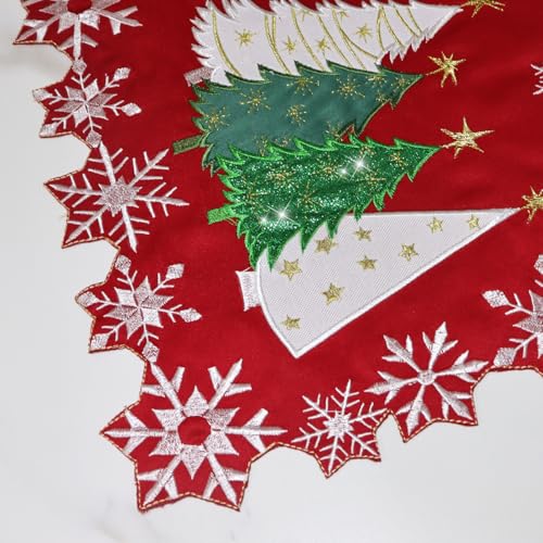 Tenerdy 15in Round Christmas Tree Placemats Set of 4 Embroidered Snowflakes, Red