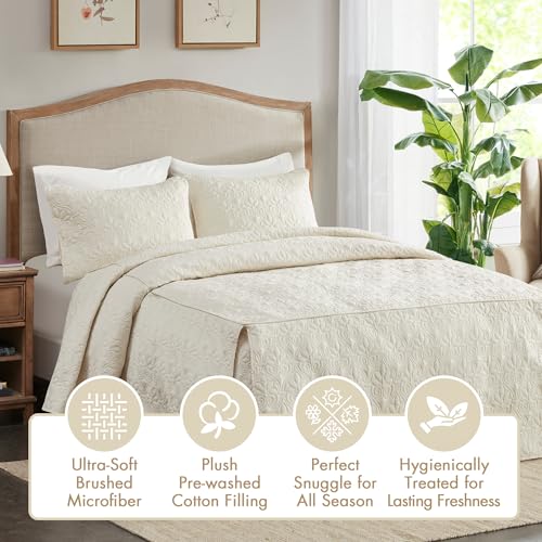 Madison Park Quebec Queen Bedspread Set - 3-Piece Lightweight Split Corner, Cream