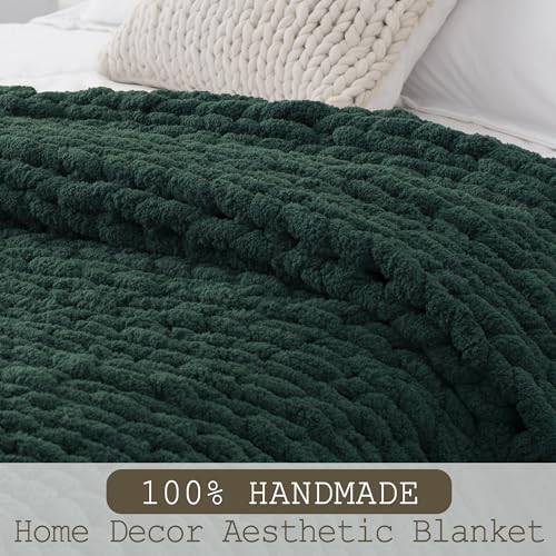 LONG CREATE Dark Green Chunky Knit Throw Blanket 60x80 in - 100% Handmade Chenille