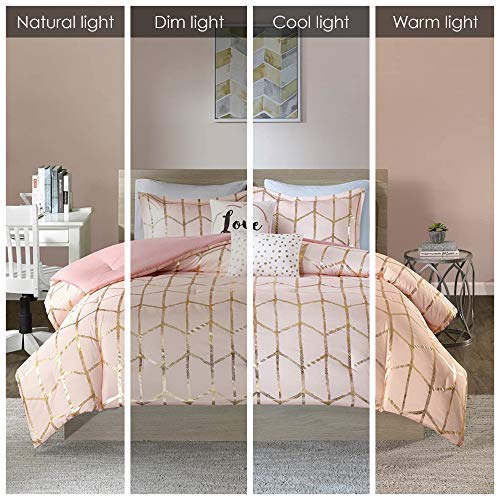 Geometric Metallic Comforter Set with Decorative Pillows, Full/Queen
