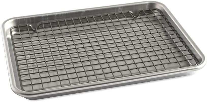 Nordic Ware Naturals® Quarter Sheet - Oven-Safe Nonstick Grid for Perfect Baking Results