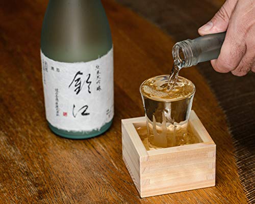 JapanBargain 4-Pack Small Hinoki Cypress Sake Cups - Made in Japan, Leak-Resistant 2oz Wooden Masu Cups for Chilled Sake
