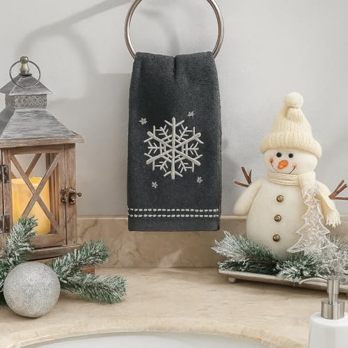 Embroidered Snowflake Fingertip Towels, 100% Cotton, 12 x 18, Set of 2