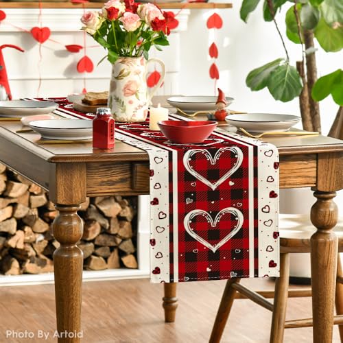 Artoid Mode Love Hearts Valentine's Table Runner 13x72 Inch Home Decor